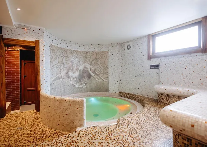 Готель Карпати Мигово